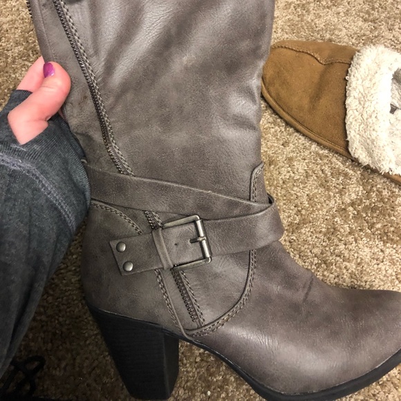 Worthington Size 8 Gray Boots - Picture 3 of 4